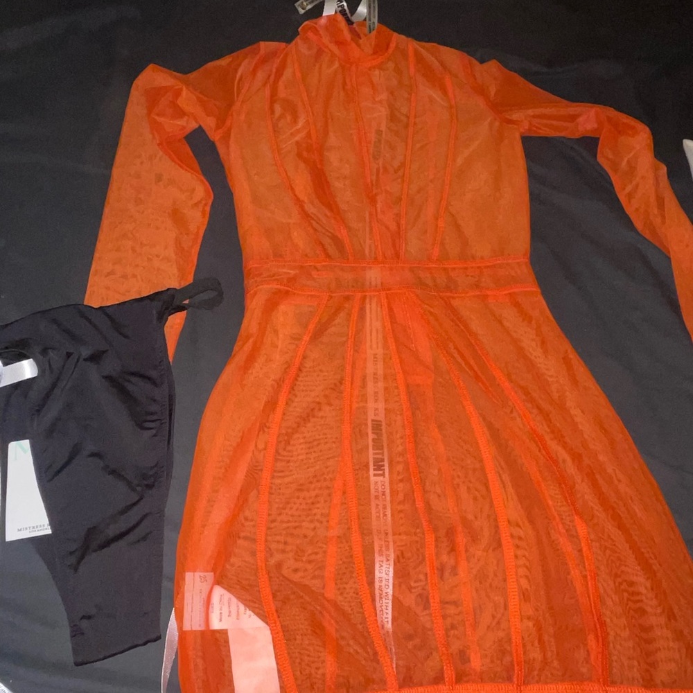 MISTRESS ROCKS
LOS ANGELES dress